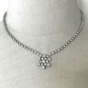 Garne Jewelry Vintage rhinestone necklace
